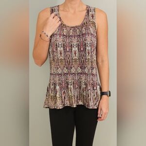 White House Black Market Blouse in Size M. Blue, Red and Gold.